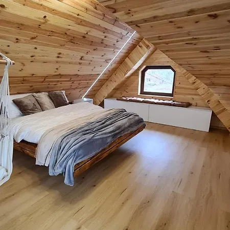 Casa Chiper - Attic Apartment With View-3